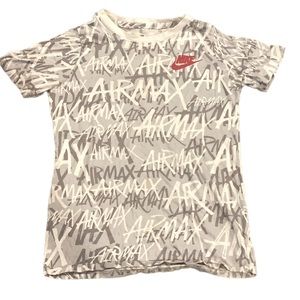 Boys Nike print T-shirt